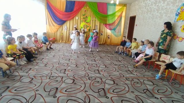 Танец кукол. Старшая группа