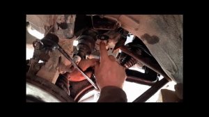 Замена сайлент блоков подрамника двигателя без подъемника Opel Zafira