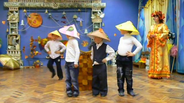 03_11_2009 Детский праздник Осени часть 7.MOV смотреть онлайн