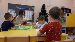 Новогодний калейдоскоп – 2021. «Украшение елочки в стиле «Пряничный домик». Школа № 17