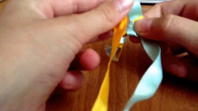 Урок 1. Как плести фенечки. Флаг украины смотреть онлайн