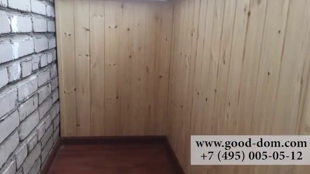 Балкон 3-м. Остекление алюминиевое "Provedal". Отделка сосновой вагонкой. Потолок ПВХ смотреть онлайн