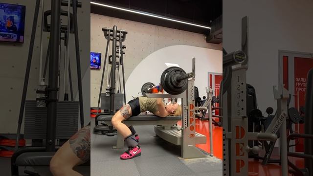 HFT18. Д5. Жим узким хватом на брусок 62*4 смотреть онлайн