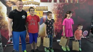 В Питере жать. Конкурсы для детей.