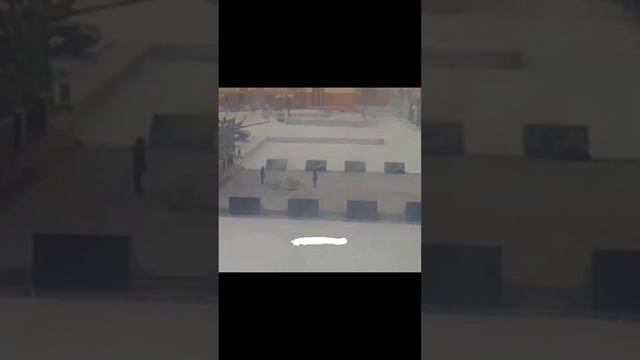 Двое подростков потушили Вечный огонь