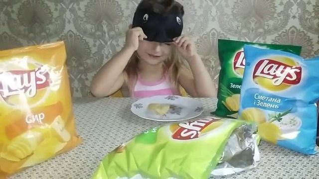 ЧЕЛЛЕНДЖ ЧИПСЫ Lays Угадываем вкусы чипсов закрытыми глазами. Melissa tv смотреть онлайн