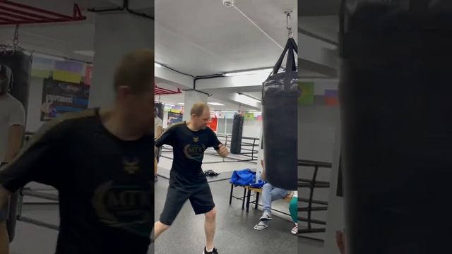 Самый уютный зал Бокса «7RAYS BOXING”.  Алматы, Орбита-3, дом 4а