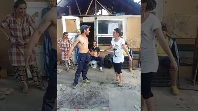 Cei mai tari țigan din Baia Mare(2) смотреть онлайн