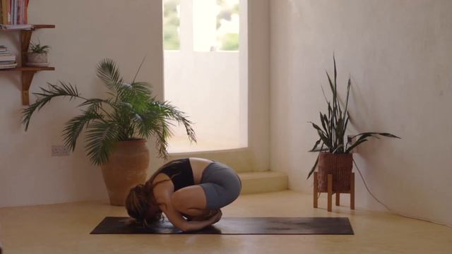 Slow & Soothing Evening Flow – 20min смотреть онлайн