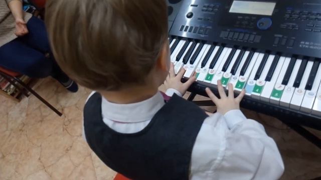 Софт Моцарт в Чайковском, Максим 5 лет 2 месяц обучения смотреть онлайн