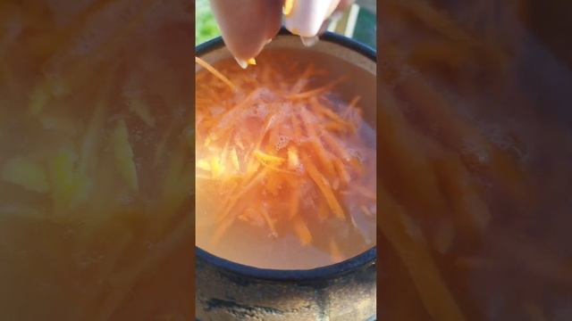 Научу готовить Фантастически вкусный суп с яйцом. Рецепт в описании. Не забудь подписаться.