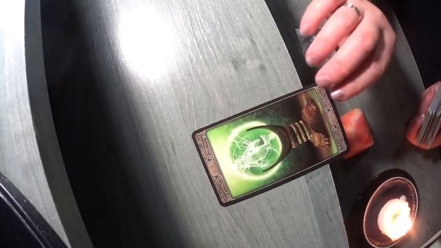 ЧТО ПРОИСХОДИТ У НЕГО С СОПЕРНИЦЕЙ ДУМАЕТ ЛИ ОН О ВАС
