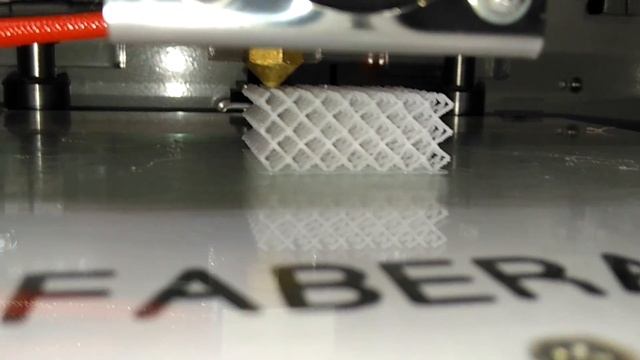 Печать сложной структуры на 3D-принтере Faberant Cube смотреть онлайн