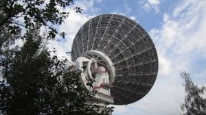 Антенна радиотелескопа РТ-64 «Медвежьи Озера»