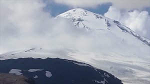 Один в Приэльбрусье. Медитативный поход - Часть 1. Пик Терскол, Обсерватория, Заброшенный дом.