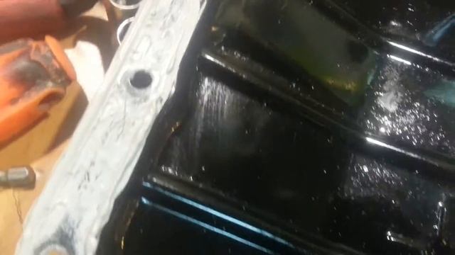 Поддон и количество герметика