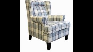 Кресла для отдыха с деревянными подлокотниками