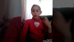 ОДЕВАЕМ И СНЕМАЕМ СЕРЬГИ ГВОЗДИКИ