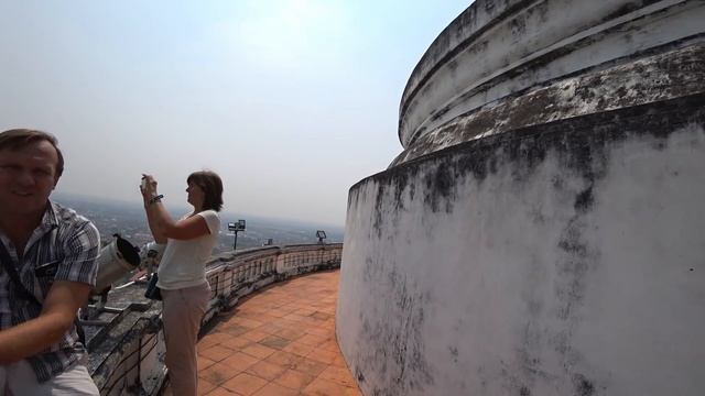 Экзотические животные в Хуахине. Легенда о космонавтах. Банда обезьян. Фото с совой соколом и змеей смотреть онлайн