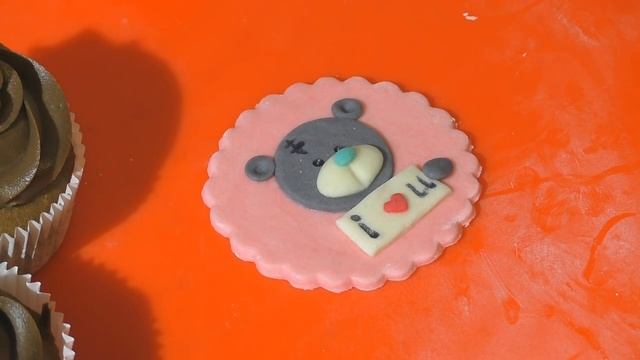 Украшение капкейков Капкейки с мишкой Тедди Как украсить капкейки на День св. Валенти смотреть онлайн