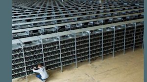 Как Работает Майнинговая Ферма По Добыче Биткоинов