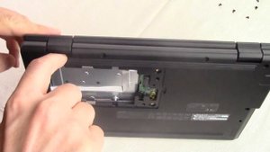 Acer TravelMate Spin B1 (TMB118-RN) laptop - How to remove battery | ITFroccs.hu