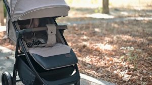 прогулочная коляска Carrello Bravo.