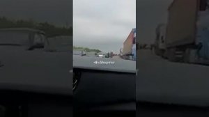 РУССКИЕ БЕГУТ ИЗ РОССИИ! | 15 километровая пробка на границе россия - Казахстан.