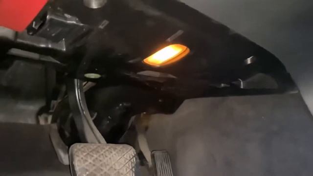 Снятие замка зажигания Mercedes W211 смотреть онлайн