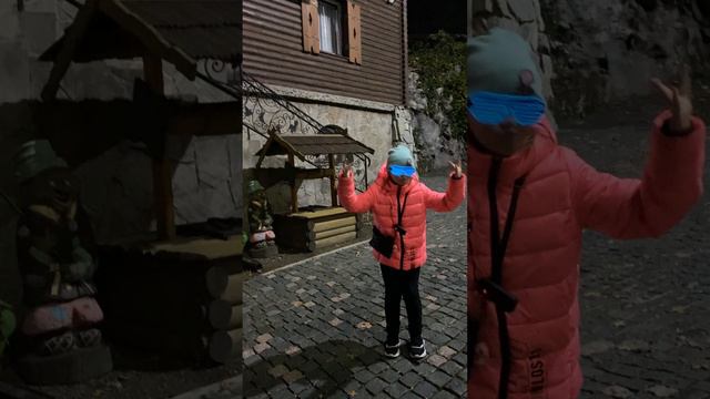 Вечерний променад