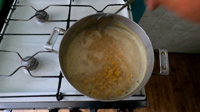 КАРАСЬ ОТ НЕЁ ДУРЕЕТ !КАК БЫСТРО ПРИГОТОВИТЬ ГОРОХОВУЮ МАСТЫРКУ ! смотреть онлайн