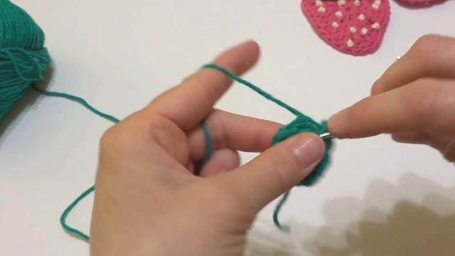 How To Crochet the Summer Strawberry Applique смотреть онлайн