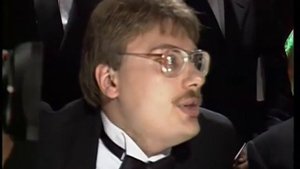 Инна Друзь: в каких случаях крупье жмет кнопку ""Что? Где? Когда?" 1997.06.07 Лето, 3 игра"