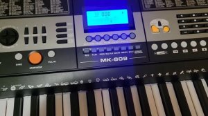 Синтезатор yamaha psr-f52 и синтезатор mk-809 сравнение