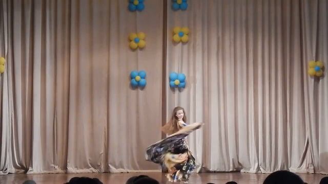 Заборовец Дарья Шоу-балет восточного танца "Diamant" рук. Анна Бобок 16.05.2015 смотреть онлайн