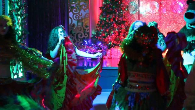 Новогодняя ночь в ночном клубе ЗОЛОТО смотреть онлайн