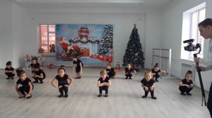 Танец самые большие слоники