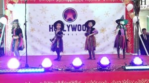 Весёлая четвёрка - Песня Бабок Ёжек