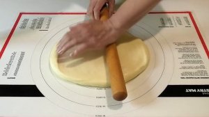 Популярные_"БУЛОЧКИ__ЧЕЛСИ"_._Сладкие_и_влажные_"_УЛИТКИ_С_ИЗЮМОМ"._Булочки_с_изюмом..mp4