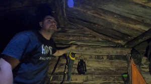 ЗЕМЛЯНКА У РЕКИ | МОЖНО ЗИМОВАТЬ | ПЕРЕДЕЛАЛИ КРЫШУ | НЕОБЫЧНЫЙ НОЧНОЙ ГОСТЬ ...LIVE in the DUGOUT