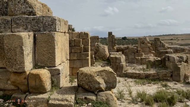 Нашли МЕГАПОЛИС скрытый Сахарой смотреть онлайн