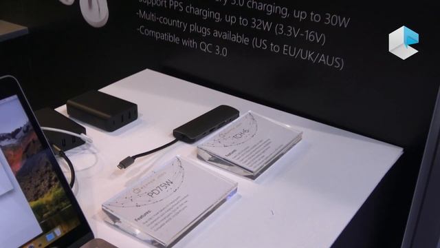 Pepper Jobs accessories for Apple Macbook - USB-C hub Thunderbolt 3 hub and USB-C charger with PD