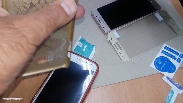 КАК САМОСТОЯТЕЛЬНО НАКЛЕИТЬ  ЗАЩИТНОЕ СТЕКЛО 2.5D  НА СМАРТФОН. ПРОСТОЙ СПОСОБ!