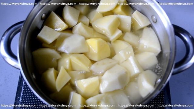 Тушеный картофель с салом. Очень простой и быстрый рецепт приготовления.