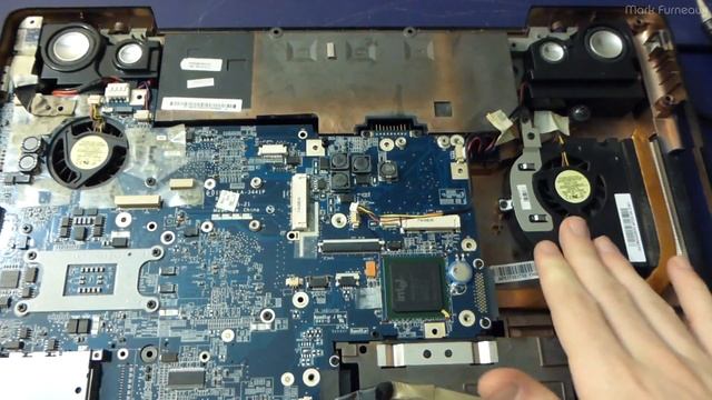 Random Teardown #009: Monstrous Toshiba X200 Multimedia Laptop смотреть онлайн