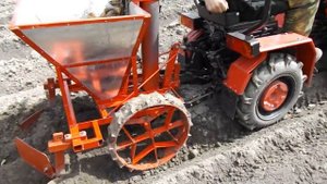 самодельная картофелесажалка к мини трактору мтз
