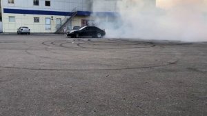 BMW e60 550 4.8 Drift,Donuts