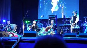 Елена Ваенга - Ехал ко мне друг 29.04.2011