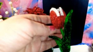 МК 2Как сделать ТЮЛЬПАН из бисера  и веточку МИМОЗЫ из бисера "8 МАРТА"