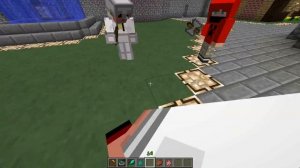 Improved First Person View ModShowoff! Look down at your Body! 1.2.5 Minecraft